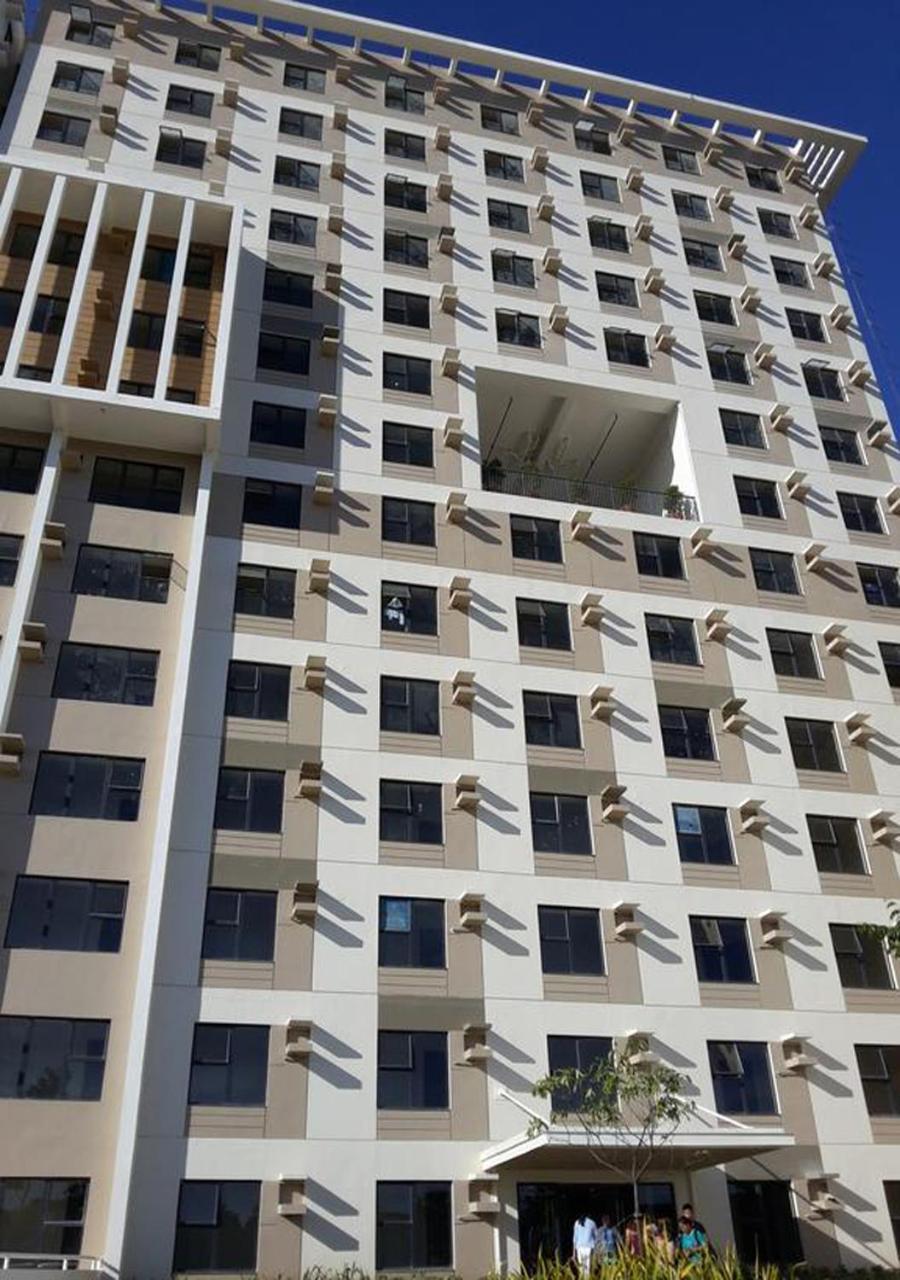 Soltana Nature Residences Condominium 麦克坦 外观 照片